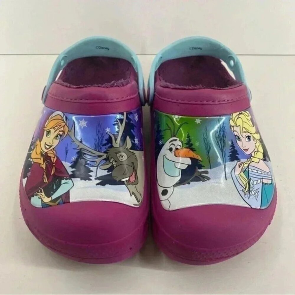 CROCS Frozen Fleece Lined Classic Clog Junior Size 3